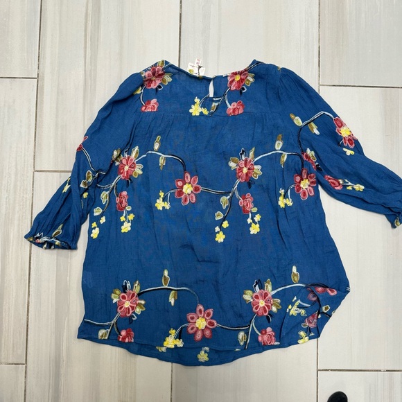 Fig and Flower Anthropologie Women Small Floral Embroidered Puff Sleeve Top Blue - Picture 5 of 5